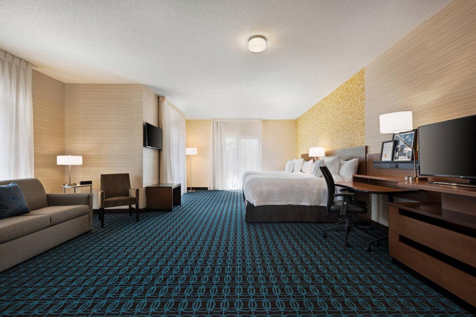 Fairfield Inn & Suites By Marriott Charlottesville Downtown/University Area Exterior foto